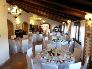 Matrimonio in stile natalizio presso Masseria La Morella Ricevimento nuziale