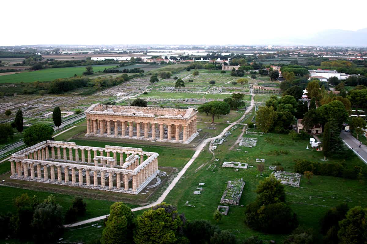 Per visitare i templi di Paestum scegli La Morella