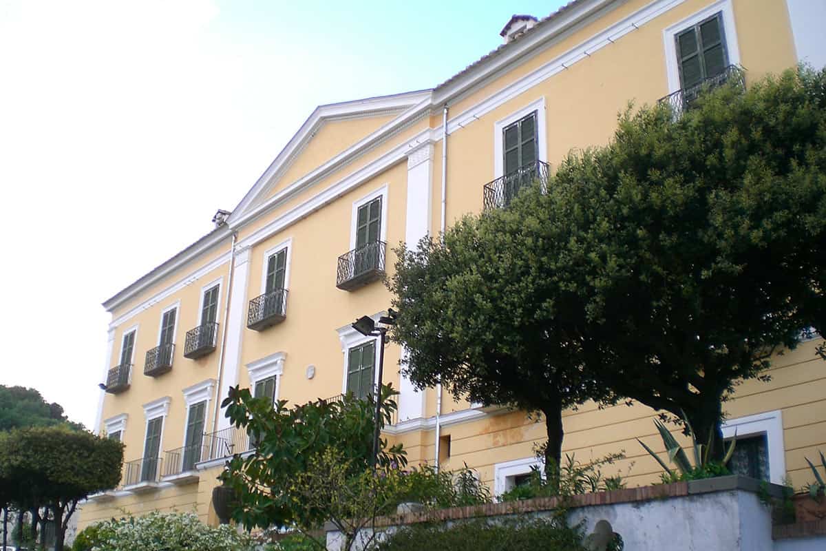 Villa Guariglia a Raito